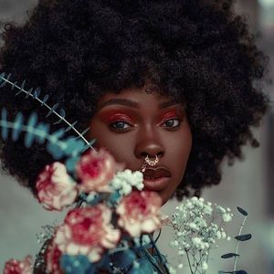 Meet your Posher, Aviana